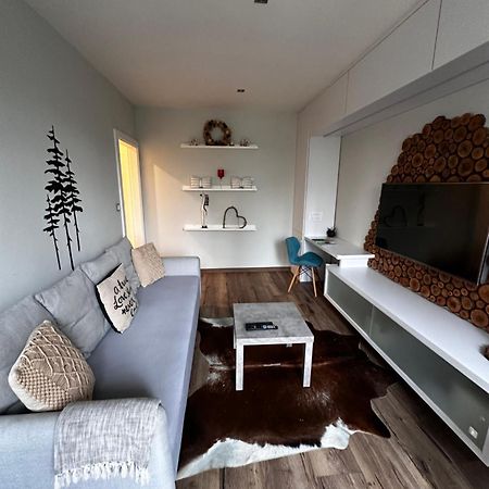 We Apartment - Close To The Center & City View, Self Check-In 24H Banská Bystrica Exterior foto